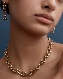 Amanda Earrings in Gold