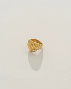 Azura Ring in Gold