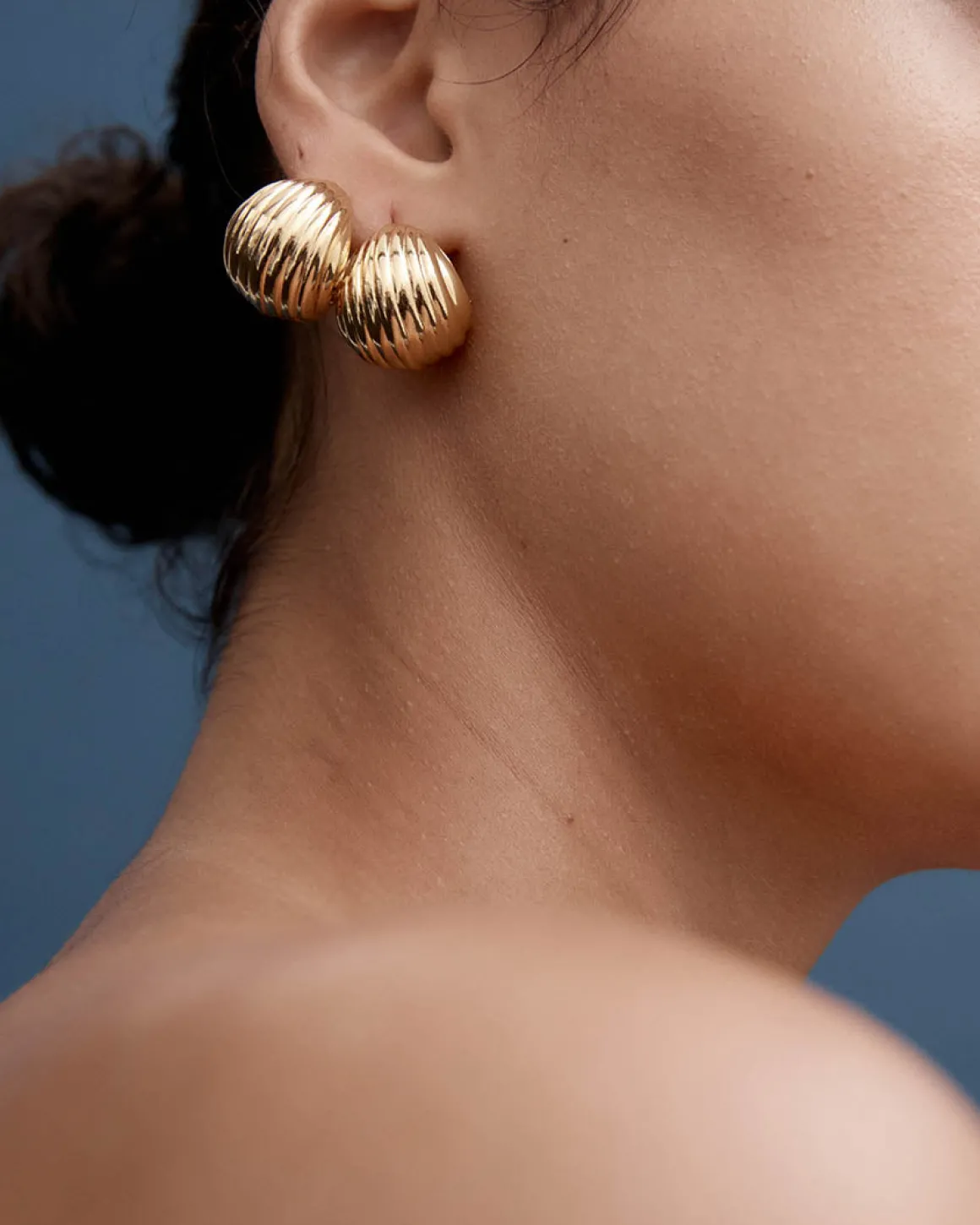 Beau Earrings in Gold