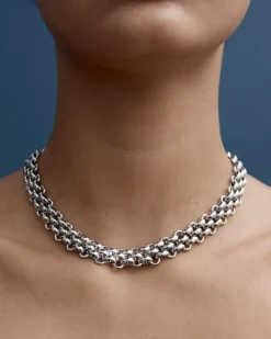 Danielle Necklace in SIlver