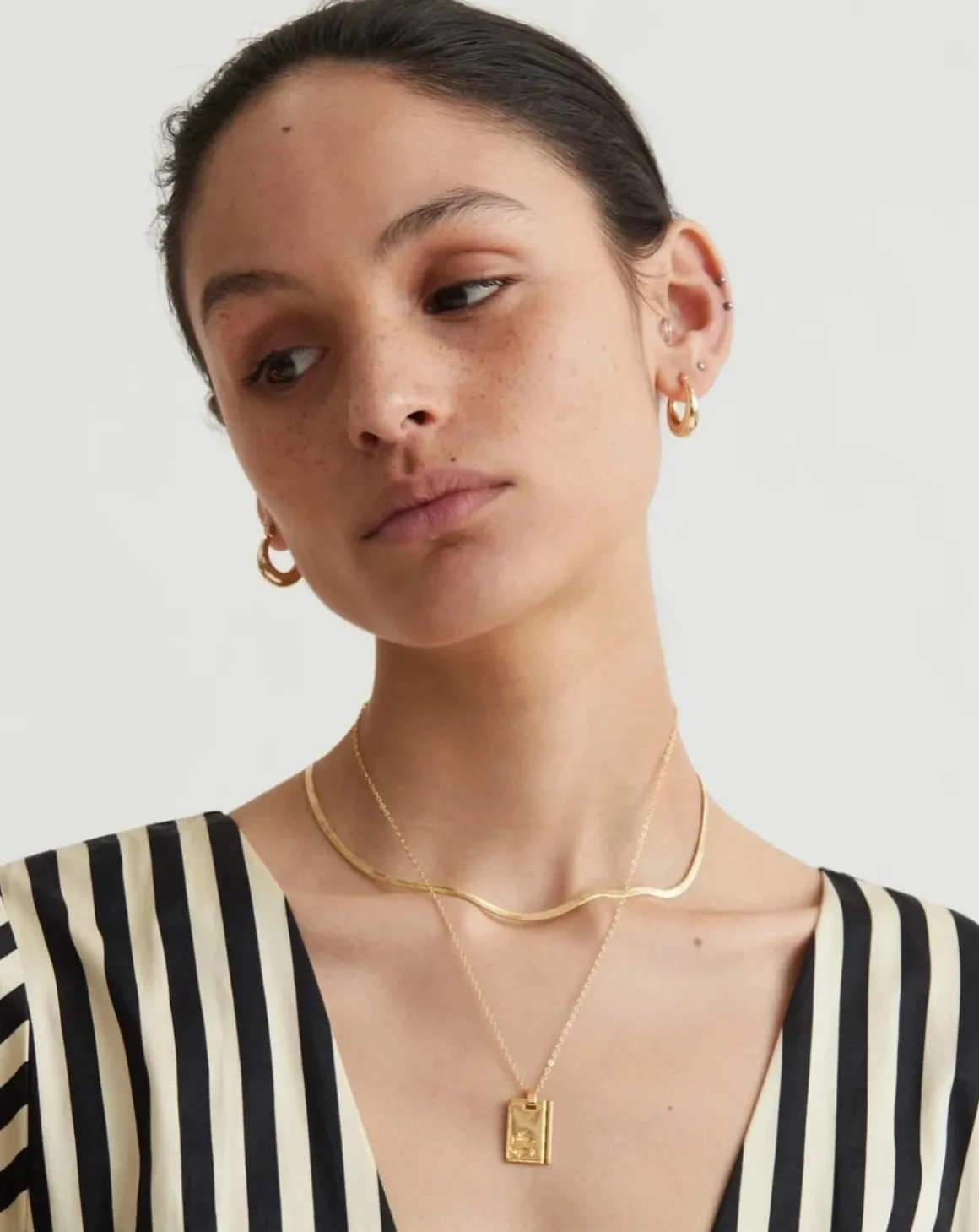 Gold Star Sign Necklace Pisces