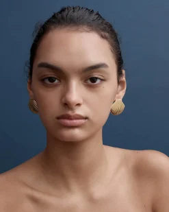 Kai Earrings in Gold