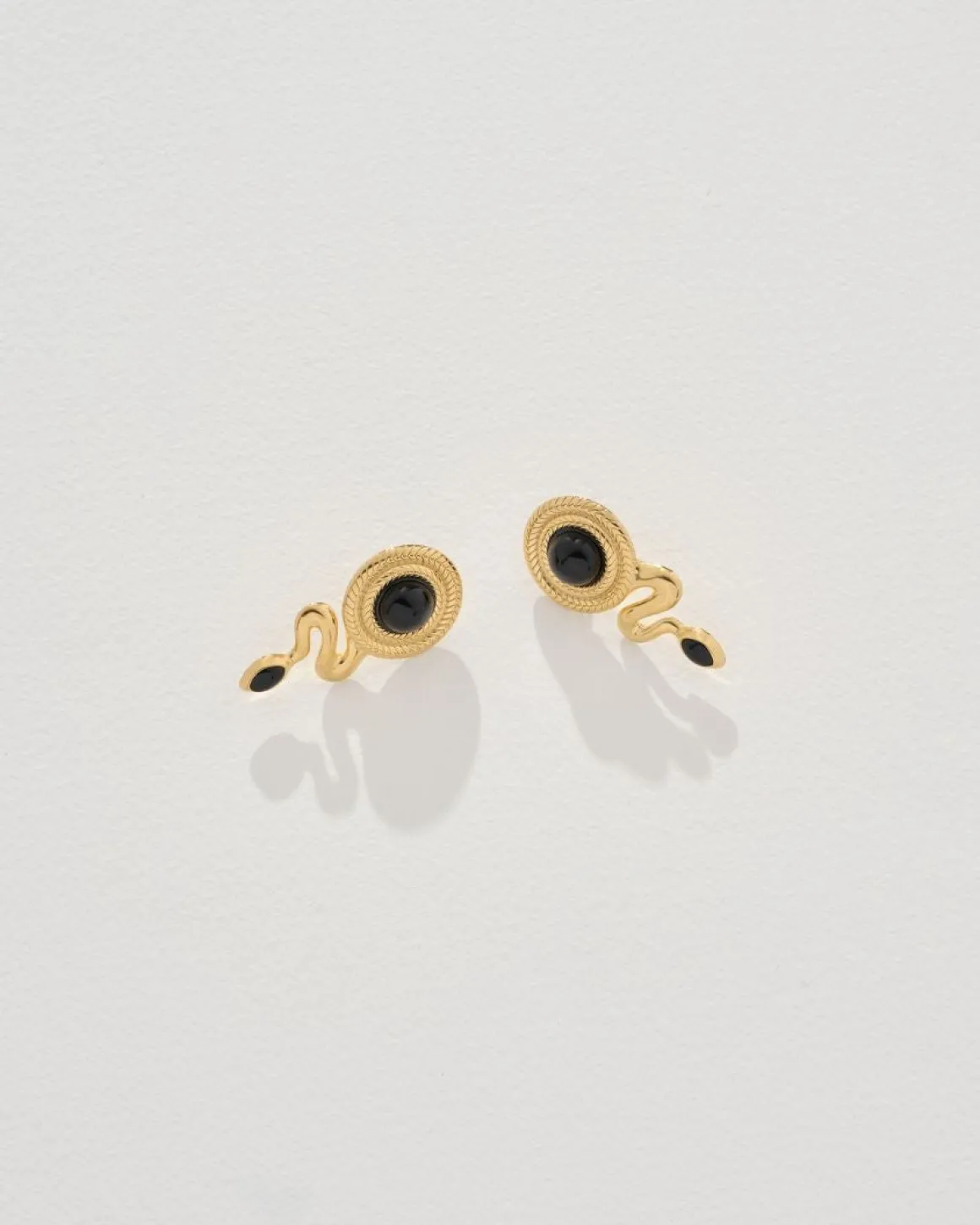 Leonardo Earrings in Gold