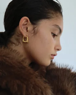 Lyra Hoops in Gold