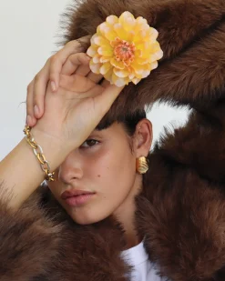 Mara Earrings in Gold