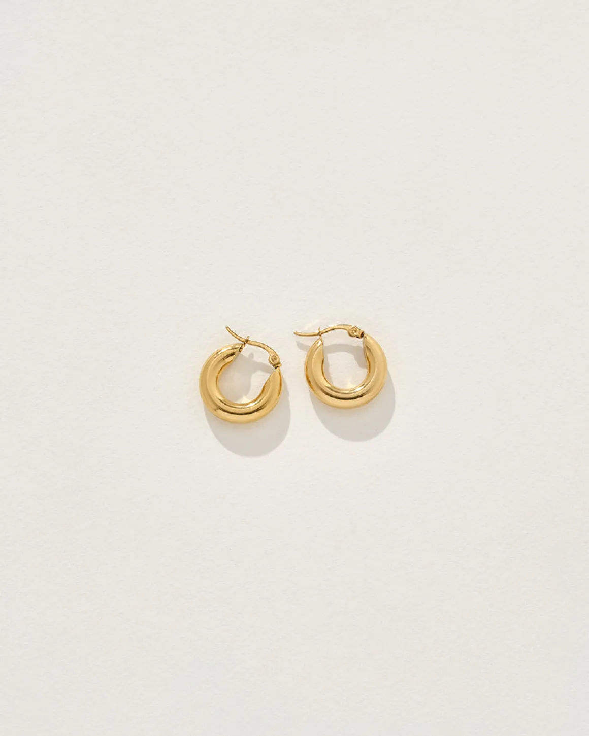Mateo Earrings in Gold
