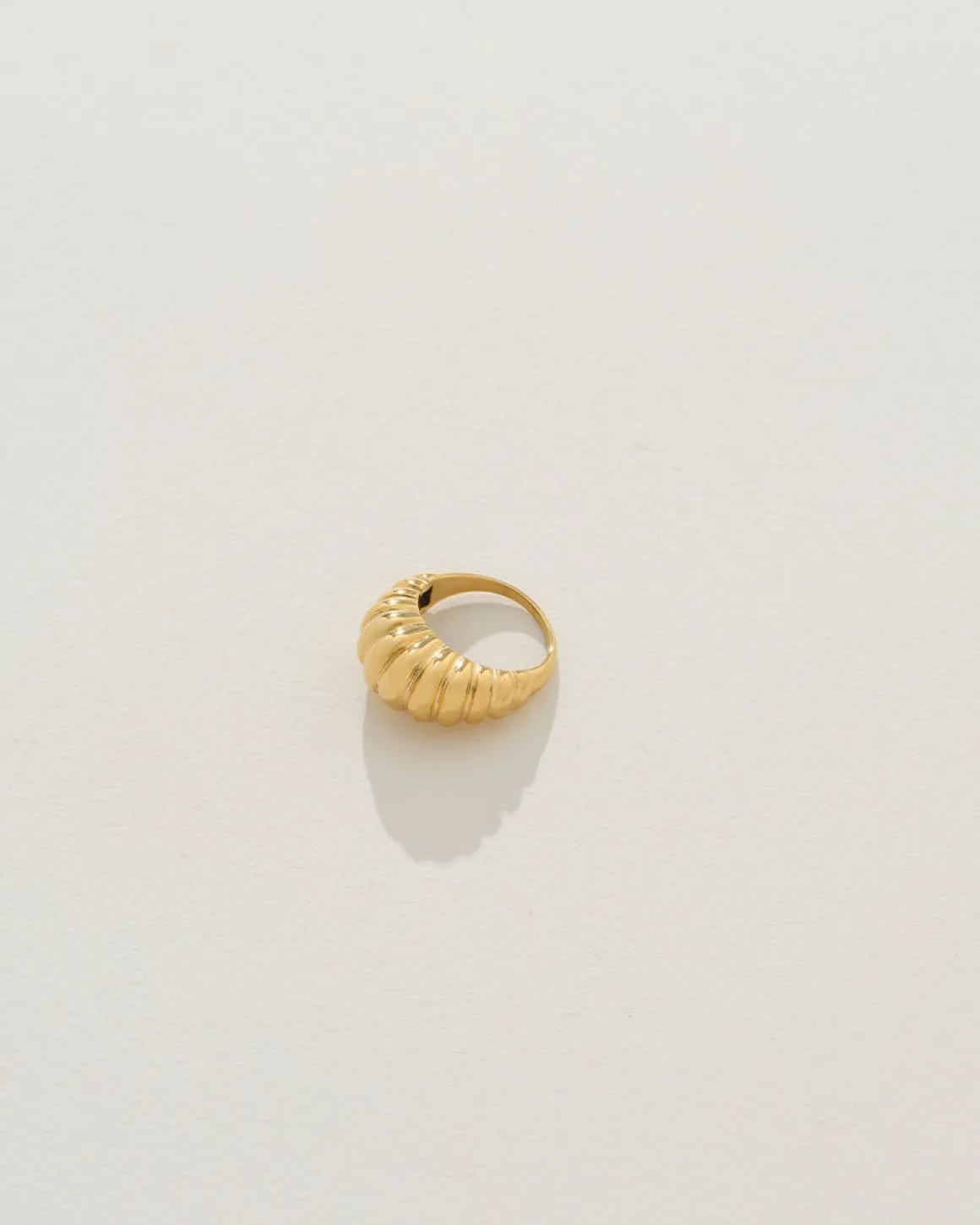 Mireya Ring in Gold