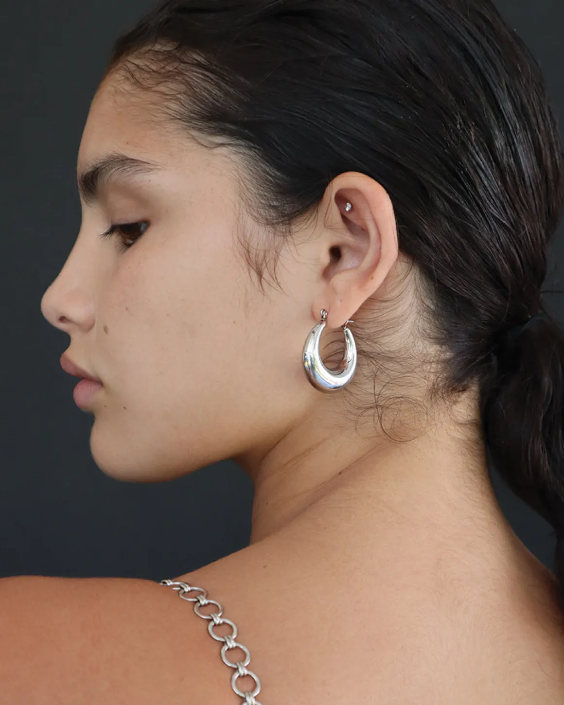 Paloma Hoops in Silver