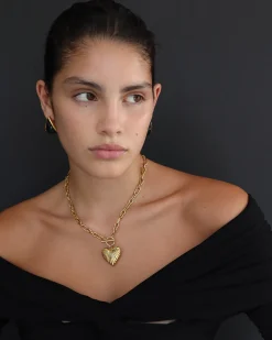 Priella Necklace in Gold