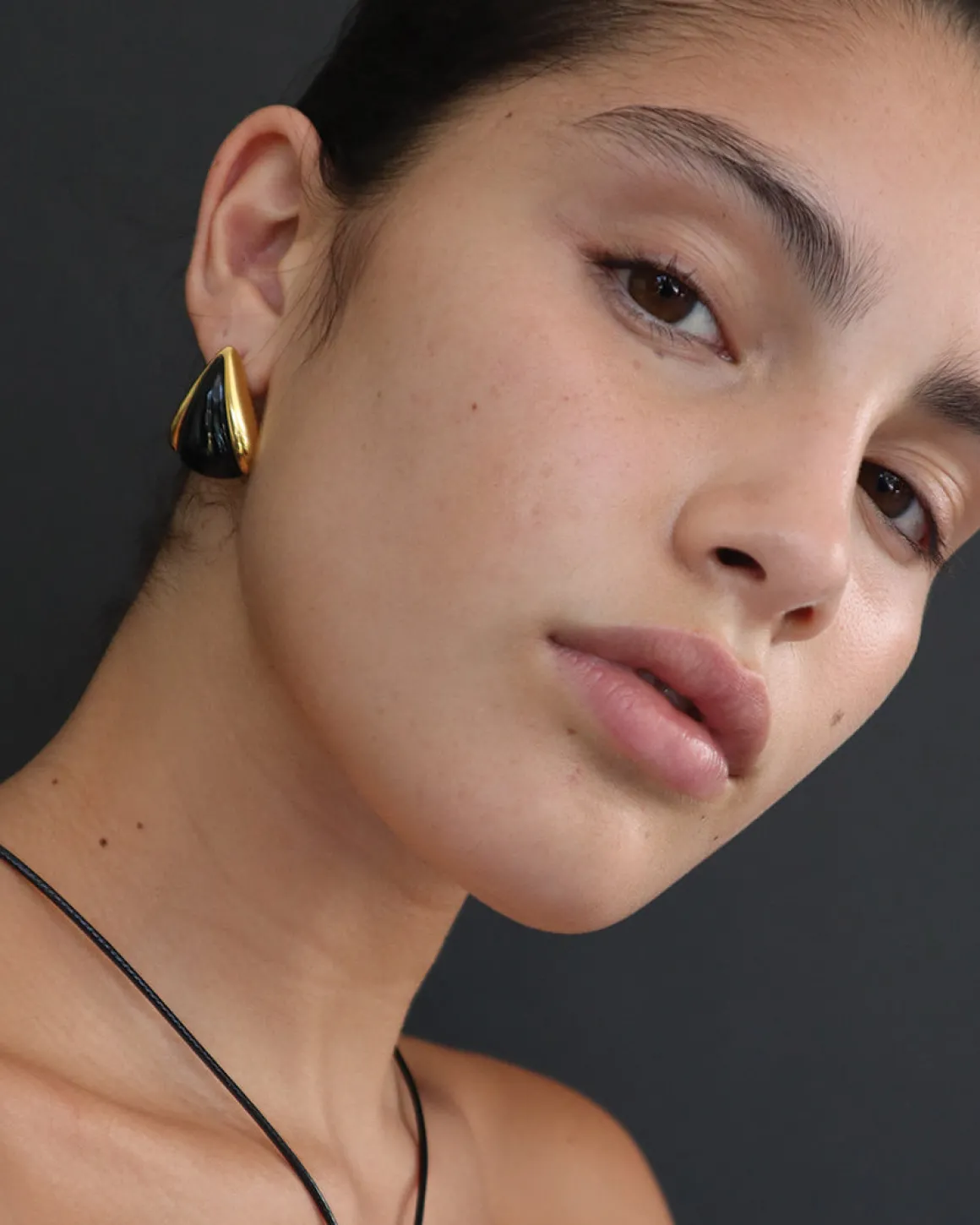 Saffron Earrings in Gold u0026 Black