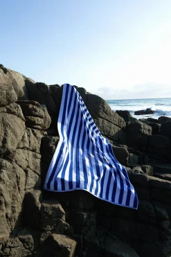 Towel Set Narrow Stripe in Cobalt