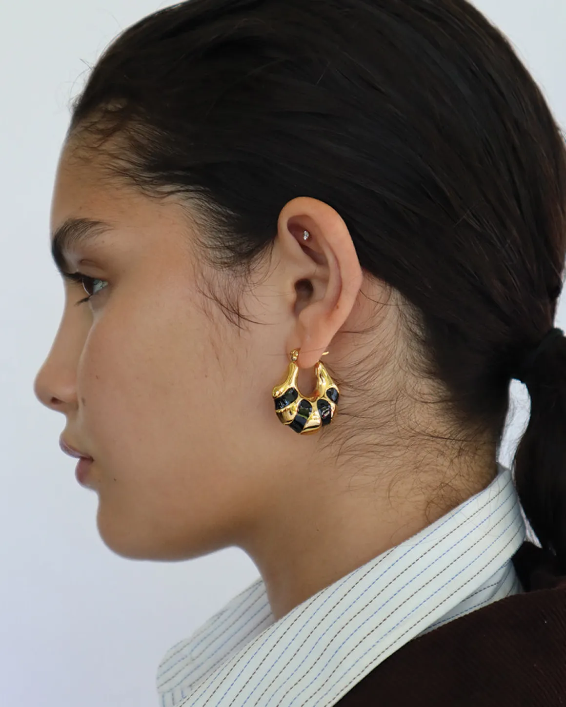 Veda Earrings in Gold u0026 Black