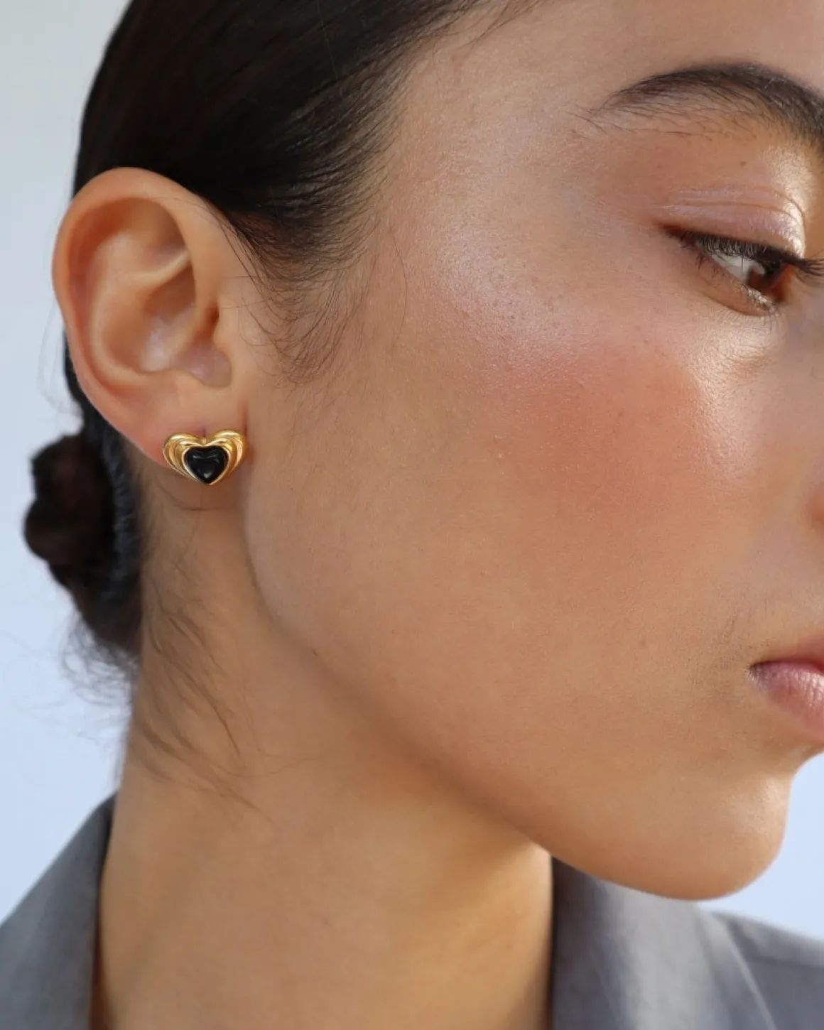 Waylon Earrings in Gold/Black