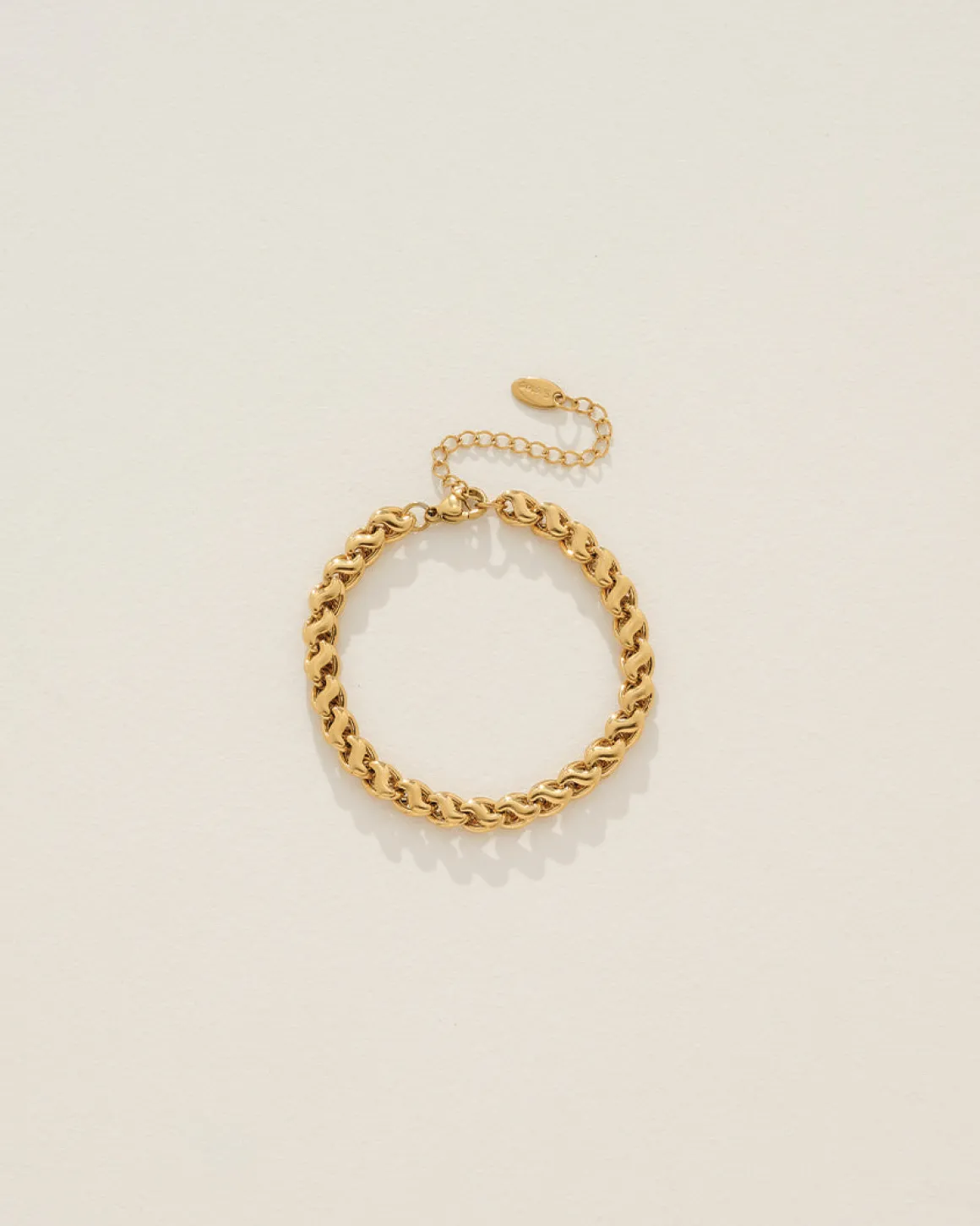 Zoelle Bracelet in Gold