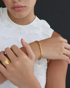 Zoelle Bracelet in Gold